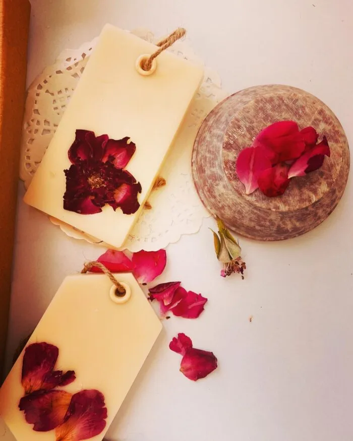 Rose wax sachet_Kanacreations